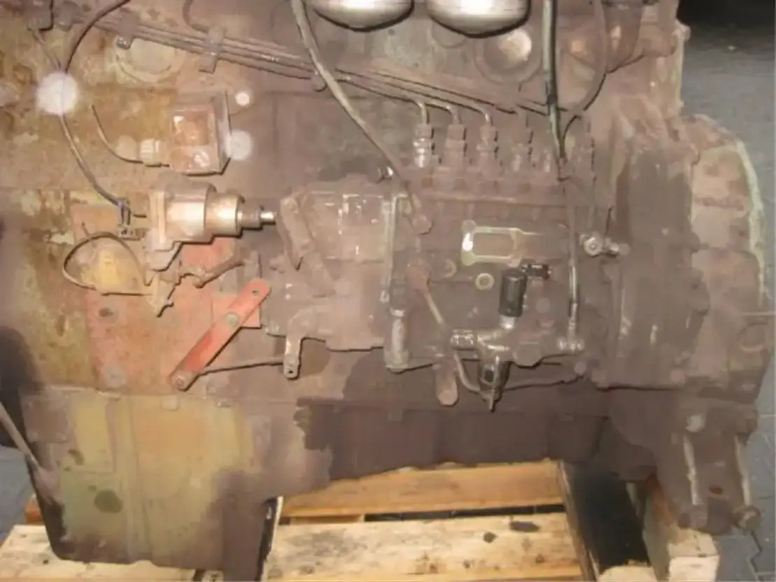 Mercedes-Benz OM 447 A - 发动机 适用于 卡车:图3 Mercedes-Benz OM 447 A - 发动机 适用于 卡车:图3