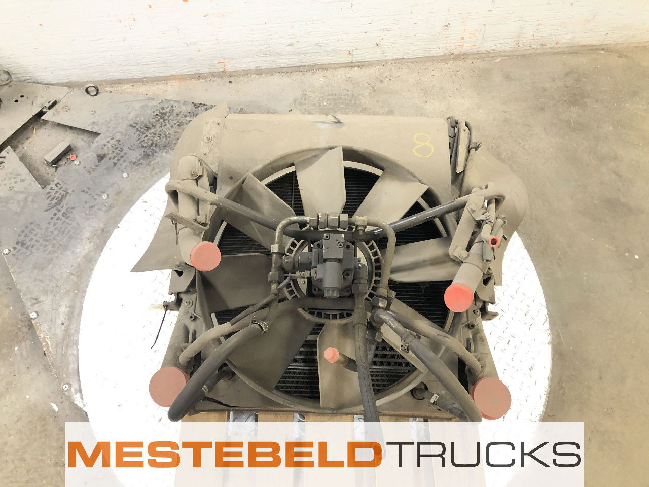 Mercedes-Benz Radiator - 冷却系统 适用于 卡车:图1 Mercedes-Benz Radiator - 冷却系统 适用于 卡车:图1