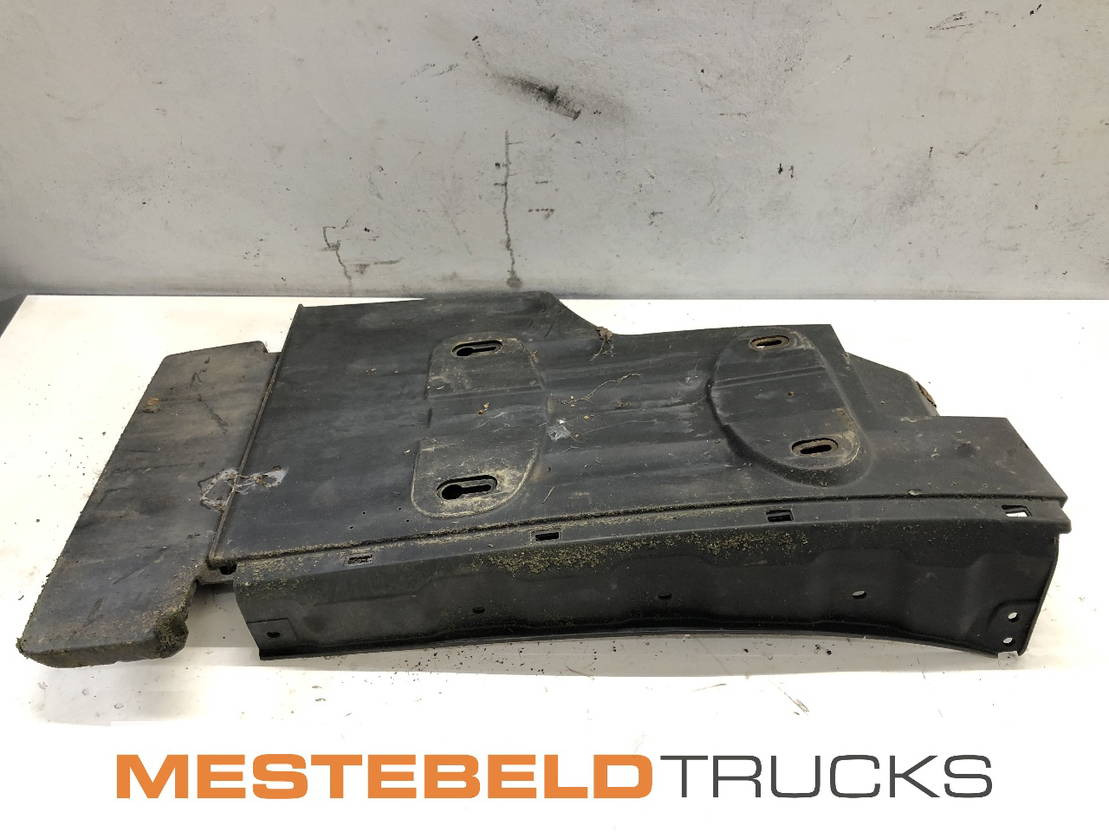 Mercedes-Benz Spatbord rechts voor - 车身和外部 适用于 卡车:图1 Mercedes-Benz Spatbord rechts voor - 车身和外部 适用于 卡车:图1