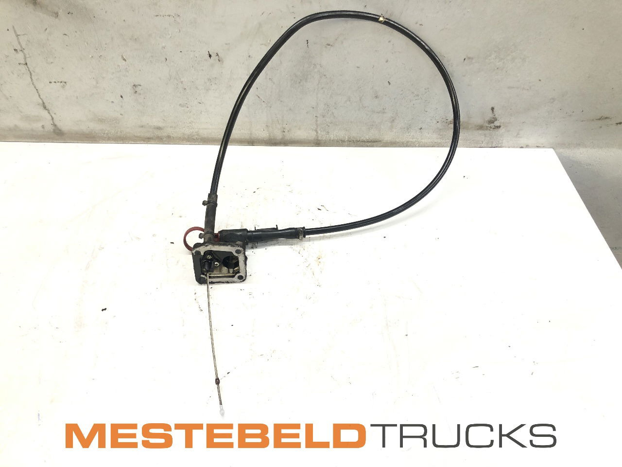 Scania Peilstok met houder DC13 - 发动机及其零件 适用于 卡车:图1 Scania Peilstok met houder DC13 - 发动机及其零件 适用于 卡车:图1