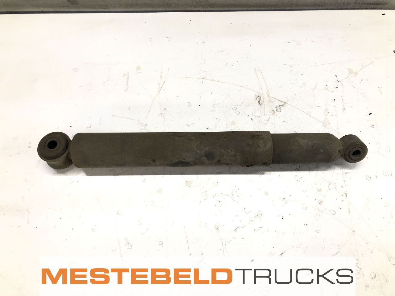 Volvo Schokbreker vooras FL6 - 框架/ 底盘 适用于 卡车:图1 Volvo Schokbreker vooras FL6 - 框架/ 底盘 适用于 卡车:图1