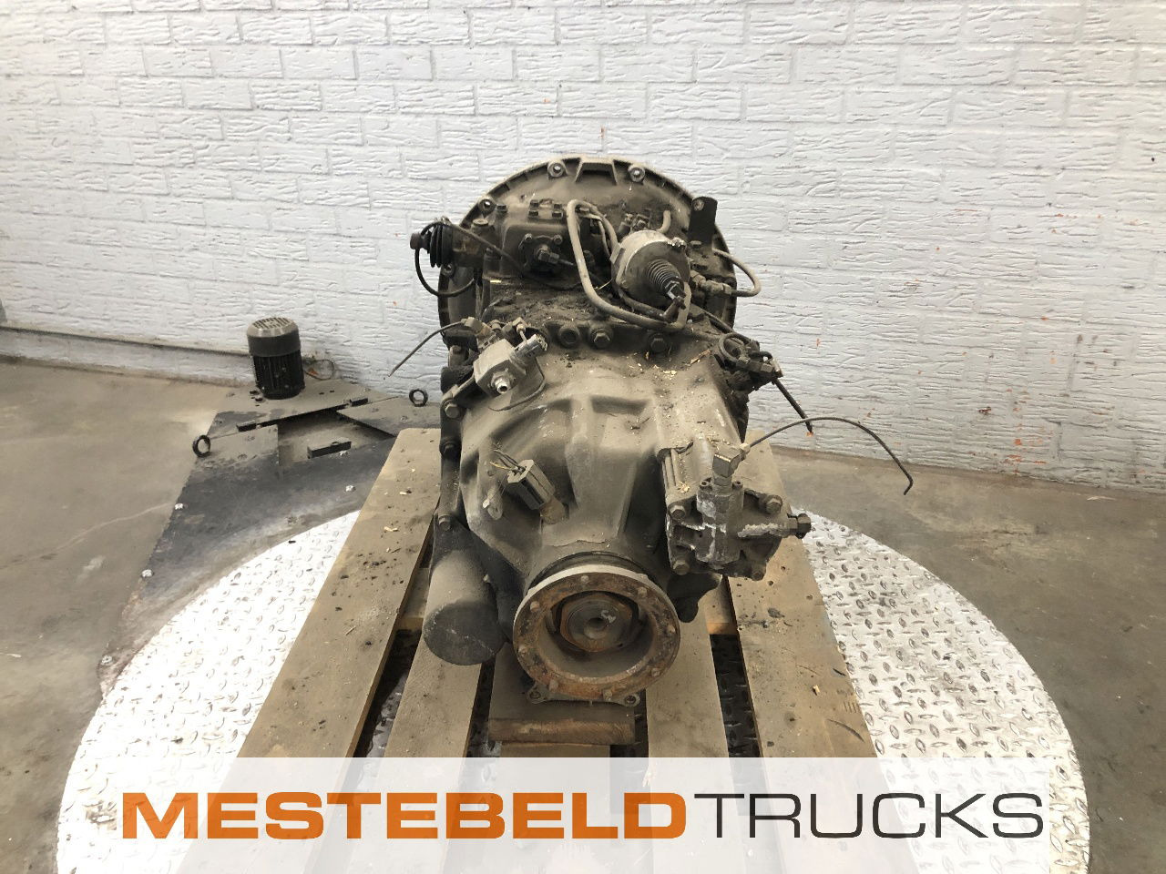 Volvo Versnellingsbak R1000 FL7 - 变速箱及其零件 适用于 卡车:图4 Volvo Versnellingsbak R1000 FL7 - 变速箱及其零件 适用于 卡车:图4