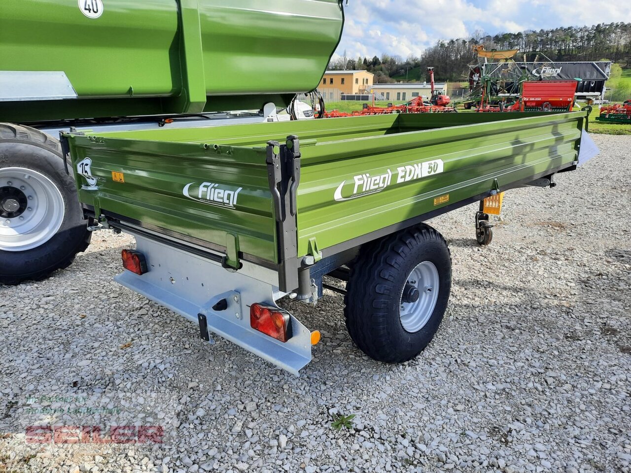 Fliegl EDK 50 FOX - 农场自卸拖车/ 自卸车:图3 Fliegl EDK 50 FOX - 农场自卸拖车/ 自卸车:图3