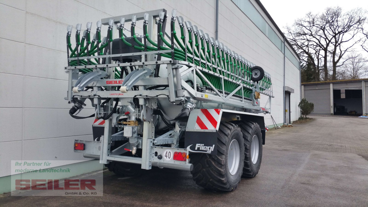 Fliegl PFW 12000 Maxx Line 12m³ + Skate 150 15m - 浆罐车:图3 Fliegl PFW 12000 Maxx Line 12m³ + Skate 150 15m - 浆罐车:图3