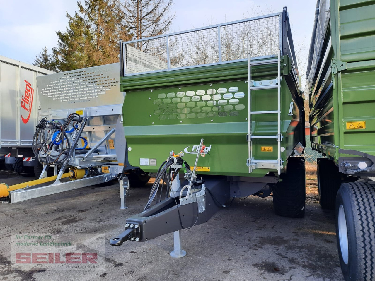 Fliegl TMK 140 FOX JUMBO-TITAN 20m³ - 农场自卸拖车/ 自卸车:图2 Fliegl TMK 140 FOX JUMBO-TITAN 20m³ - 农场自卸拖车/ 自卸车:图2