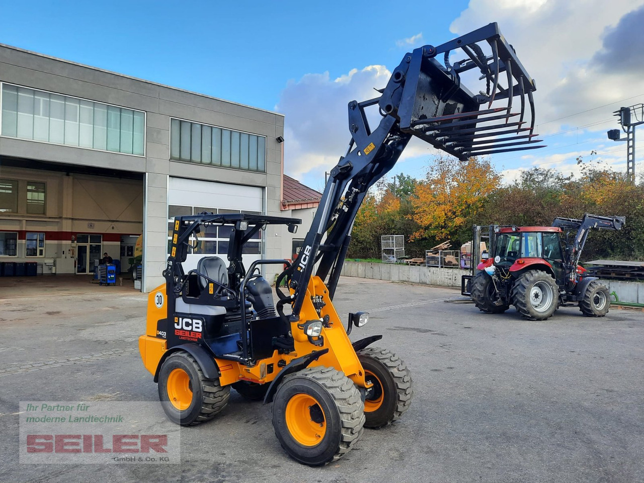 JCB 403 Agri PLUS - 紧凑型装载机:图1 JCB 403 Agri PLUS - 紧凑型装载机:图1