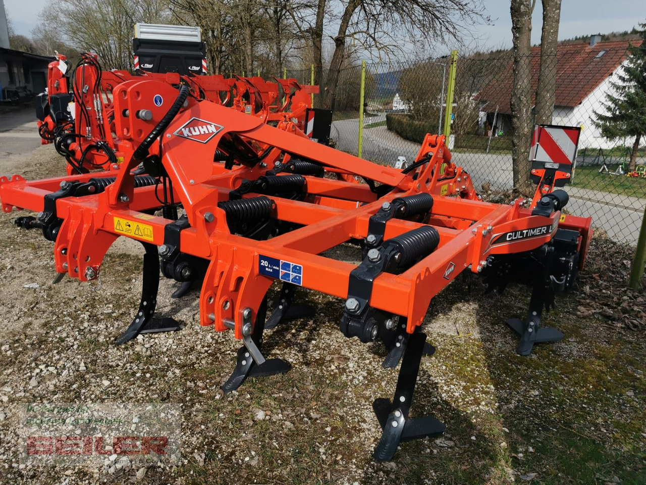 Kuhn Cultimer L 300 NSM - 耕耘机:图2 Kuhn Cultimer L 300 NSM - 耕耘机:图2