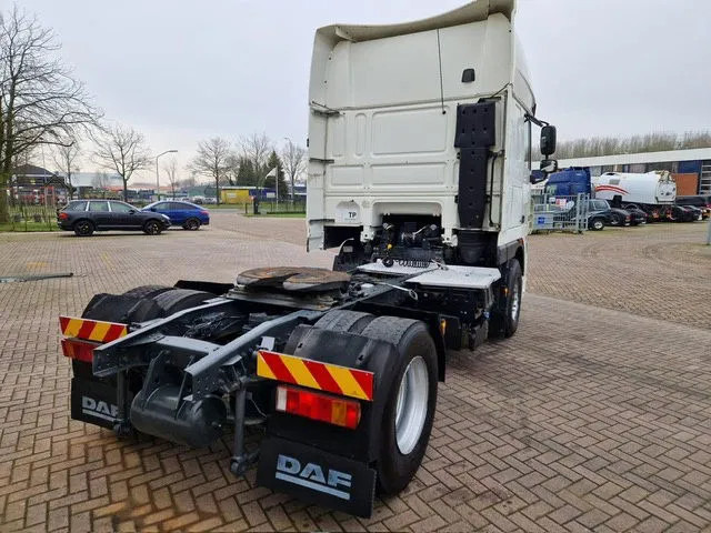 DAF XF 105.510 Euro 5 Automatic Retarder - 牵引车:图5 DAF XF 105.510 Euro 5 Automatic Retarder - 牵引车:图5