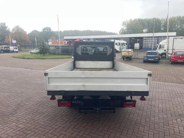 Iveco Daily 35S14 - 皮卡车, 康比货车:图4 Iveco Daily 35S14 - 皮卡车, 康比货车:图4