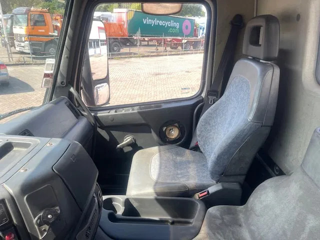 牵引车 Volvo FM 12.420 Full Steel：图13