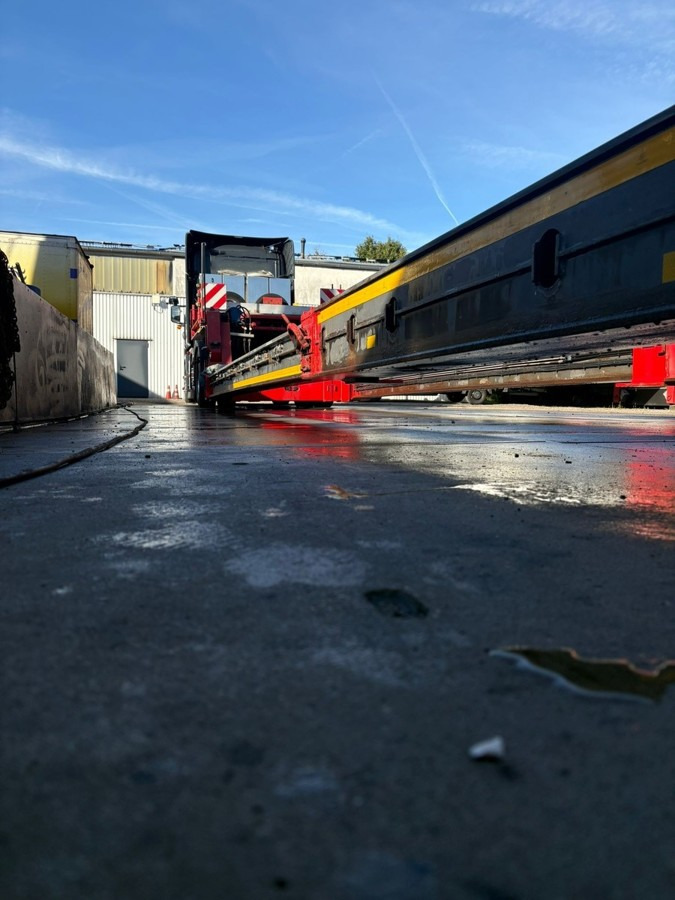 FAYMONVILLE Megamax Z-2H-V-KBV-AA Yachttransport - 低装载半拖车:图5 FAYMONVILLE Megamax Z-2H-V-KBV-AA Yachttransport - 低装载半拖车:图5