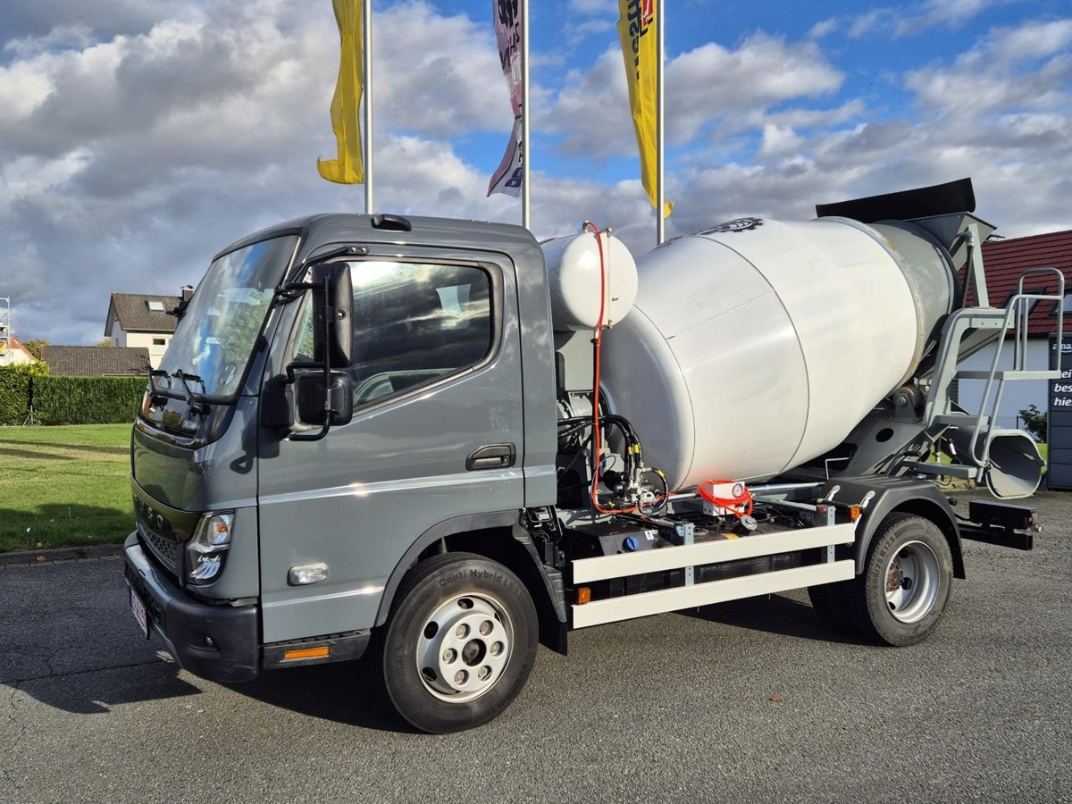 FUSO 7C18 Canter Betonmischer 2m/3 - 混凝土搅拌车:图3 FUSO 7C18 Canter Betonmischer 2m/3 - 混凝土搅拌车:图3