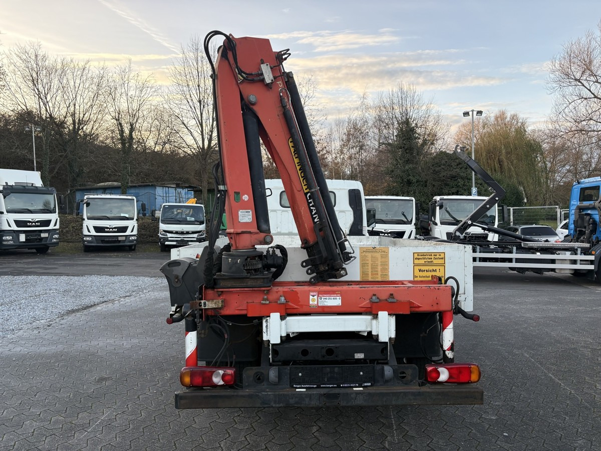 FUSO FUSO 7C18 Canter Pritsche 3.8m Kran 2x hydr. - 平板货车:图5 FUSO FUSO 7C18 Canter Pritsche 3.8m Kran 2x hydr. - 平板货车:图5