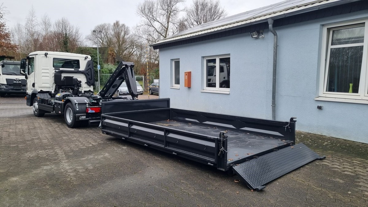 MAN TGL 12.220 BL NEU City Abrollkipper 8t TipMatic - 吊钩升降车:图2 MAN TGL 12.220 BL NEU City Abrollkipper 8t TipMatic - 吊钩升降车:图2