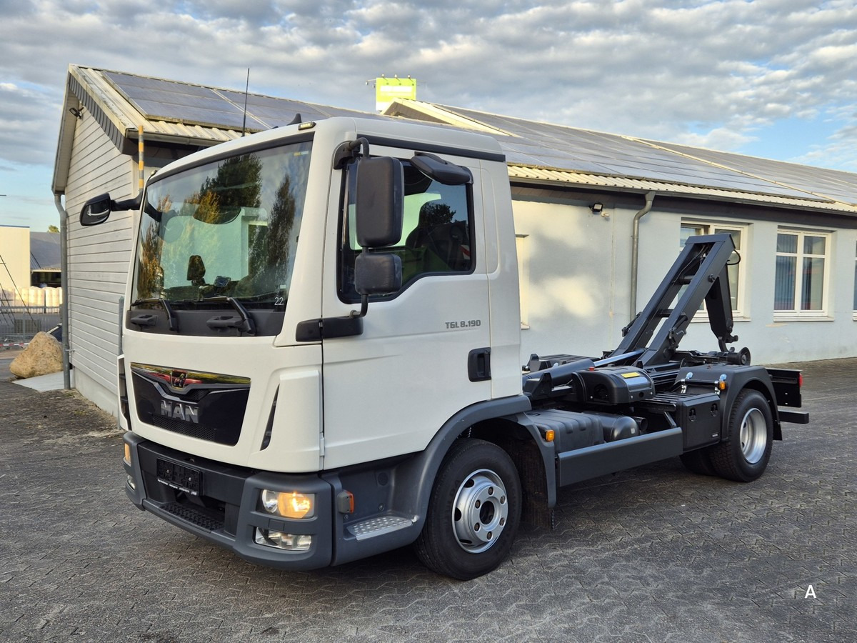 MAN TGL 8.190 BL City Abrollkipper Aut., 2 x AHK sof - 吊钩升降车:图2 MAN TGL 8.190 BL City Abrollkipper Aut., 2 x AHK sof - 吊钩升降车:图2