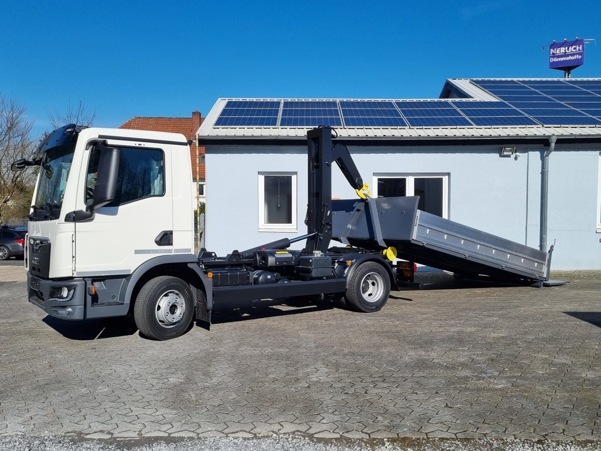 MAN TGL 8.220 BL City Abollkipper 6t Powermatic AHK2 - 吊钩升降车:图4 MAN TGL 8.220 BL City Abollkipper 6t Powermatic AHK2 - 吊钩升降车:图4