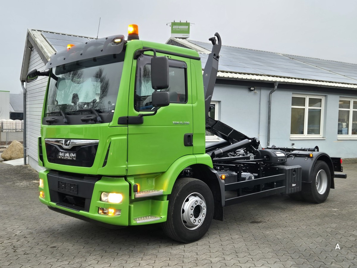MAN TGM 15.290 BL Aut. Abrollkipper AHK - 吊钩升降车:图2 MAN TGM 15.290 BL Aut. Abrollkipper AHK - 吊钩升降车:图2