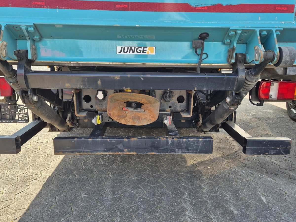 MAN TGM 15.290 BL Pritsche Plane LBW - 侧帘卡车:图5 MAN TGM 15.290 BL Pritsche Plane LBW - 侧帘卡车:图5