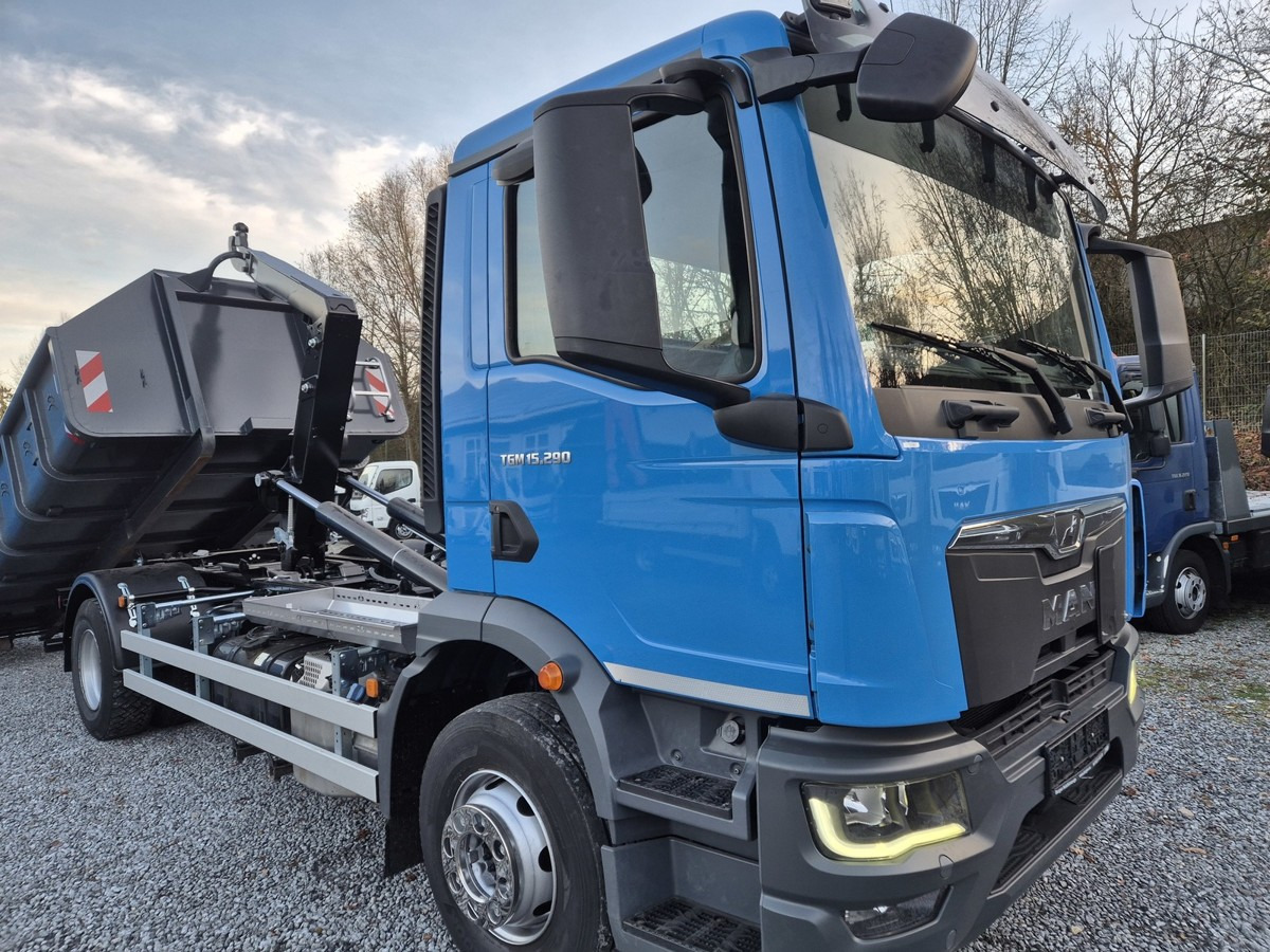 MAN TGM 15.290 BL Tipmatic Abrollkipper Mod.2021 - 吊钩升降车:图2 MAN TGM 15.290 BL Tipmatic Abrollkipper Mod.2021 - 吊钩升降车:图2