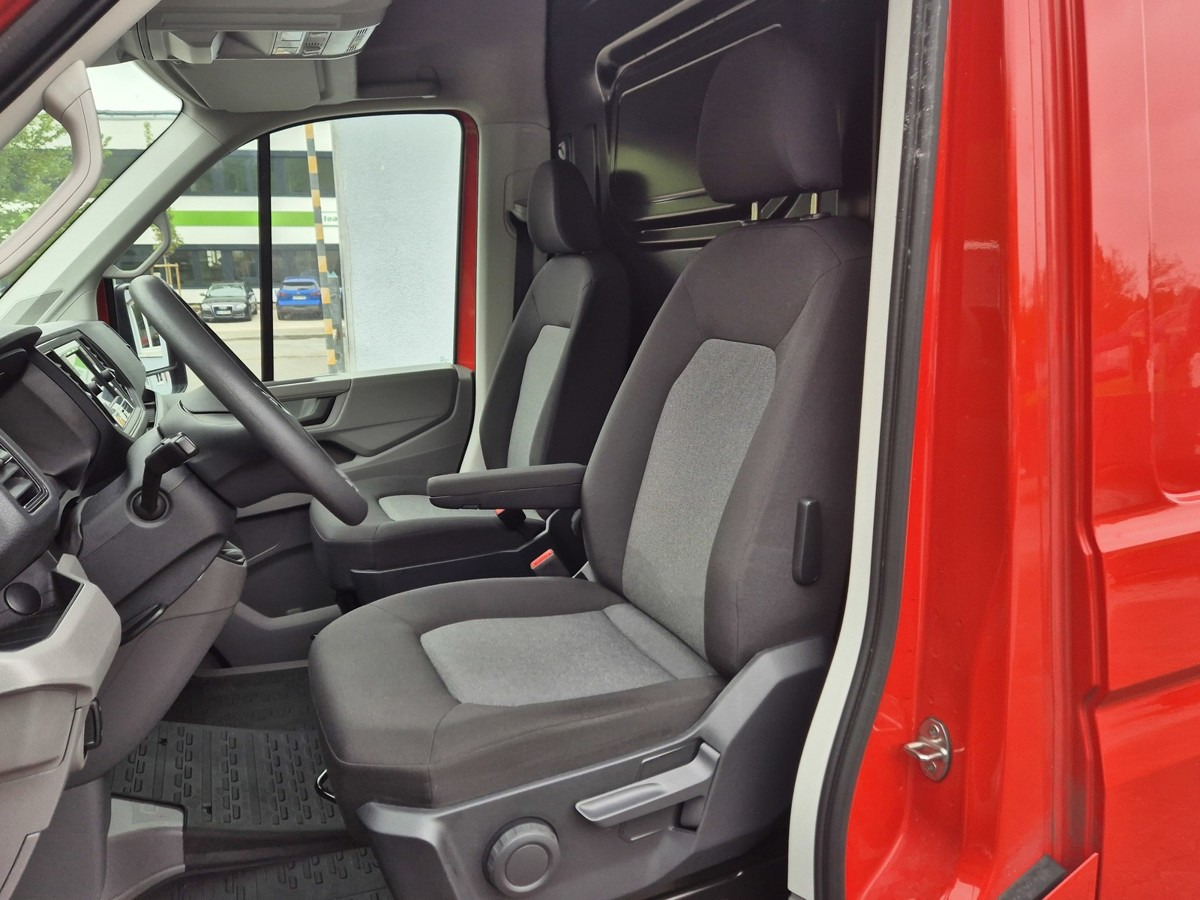 无侧窗厢式货车 VW Crafter 35 Maxi L4H3 1Hand PDC Kamera：图15