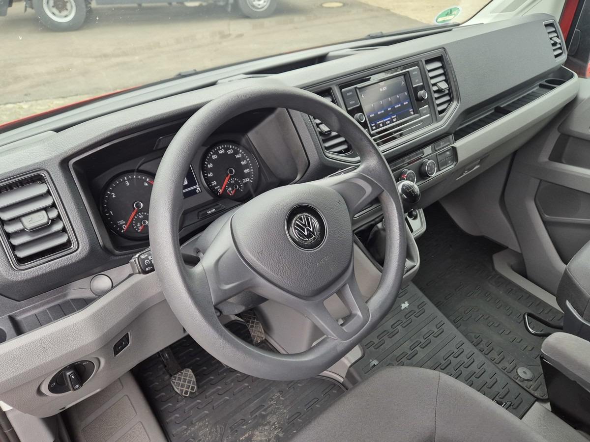 无侧窗厢式货车 VW Crafter 35 Maxi L4H3 1Hand PDC Kamera：图8