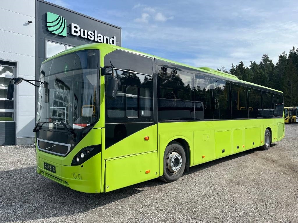 Volvo 8900 B8R - 郊区巴士:图1 Volvo 8900 B8R - 郊区巴士:图1