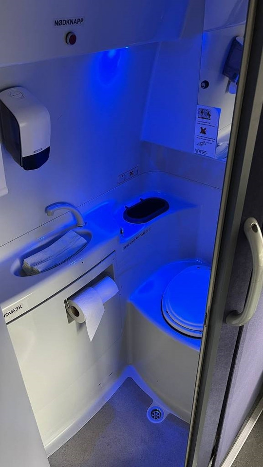 长途客车 Volvo 9700HD B11R：图9