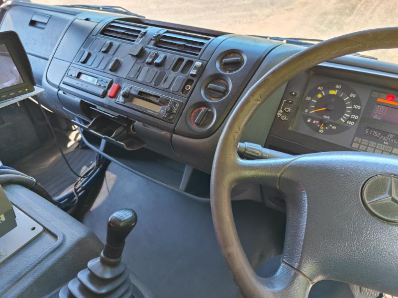 Bucher Cityfant 60 MB Atego - 道路清扫机:图5 Bucher Cityfant 60 MB Atego - 道路清扫机:图5