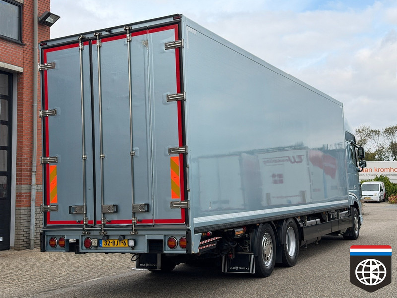 DAF XF 460 FAN TAIL LIFT / TRS / NIGHT A/C / RACING TEAM / CAMPER - 冷藏车:图5 DAF XF 460 FAN TAIL LIFT / TRS / NIGHT A/C / RACING TEAM / CAMPER - 冷藏车:图5