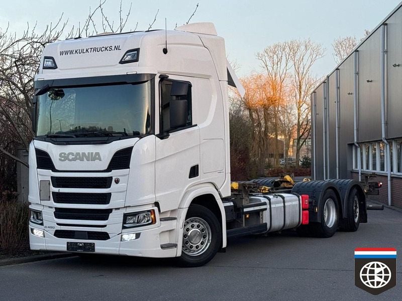 Scania R450 6X2/4 Highline Retarder Night a/c Full air - BDF CHASSIS - Concourstaat - 集装箱运输车/ 可拆卸车身的卡车:图1 Scania R450 6X2/4 Highline Retarder Night a/c Full air - BDF CHASSIS - Concourstaat - 集装箱运输车/ 可拆卸车身的卡车:图1