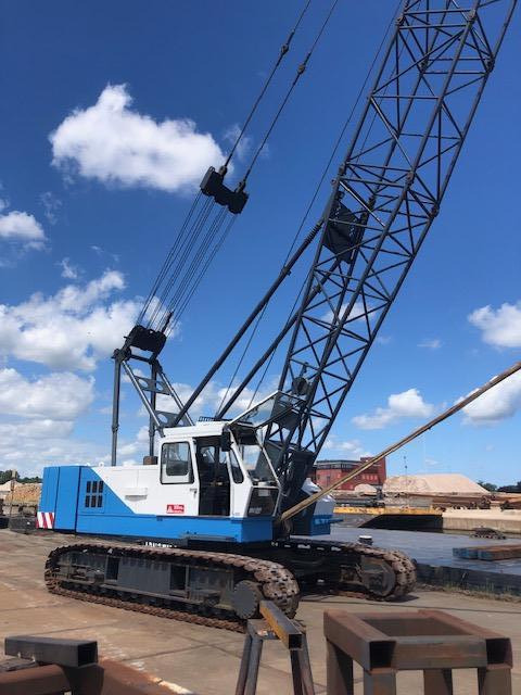 Hitachi KH230-3 - 履带式起重机:图1 Hitachi KH230-3 - 履带式起重机:图1