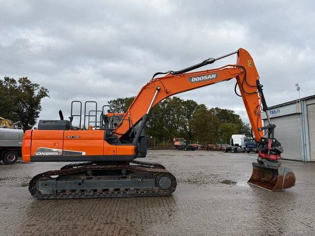 Doosan DX 255 LC-5, Rototilt,Div. Löffel,Greifer+Hammer - 履带式挖掘机:图5 Doosan DX 255 LC-5, Rototilt,Div. Löffel,Greifer+Hammer - 履带式挖掘机:图5