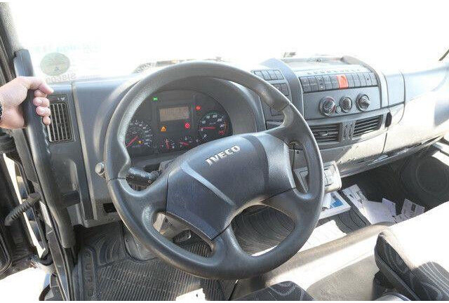 牵引车 Iveco 80E22 EuroCargo 4x2, 3. Sitz, Automatik,Tempomat:图13 牵引车 Iveco 80E22 EuroCargo 4x2, 3. Sitz, Automatik,Tempomat:图13