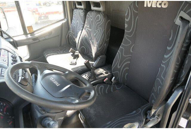 牵引车 Iveco 80E22 EuroCargo 4x2, 3. Sitz, Automatik,Tempomat:图12 牵引车 Iveco 80E22 EuroCargo 4x2, 3. Sitz, Automatik,Tempomat:图12