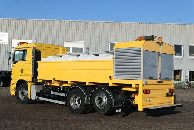 MAN 26.413/6x2/4x 2000 ltr. Tanks/Deutz Motor - 市政/ 专用车辆:图3 MAN 26.413/6x2/4x 2000 ltr. Tanks/Deutz Motor - 市政/ 专用车辆:图3