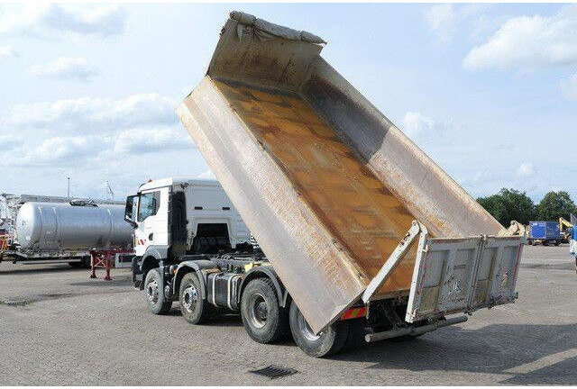 MAN 41.470 TGS 8x4, Bordmatik, Anbauplatte, Kombitür - 翻斗车:图3 MAN 41.470 TGS 8x4, Bordmatik, Anbauplatte, Kombitür - 翻斗车:图3