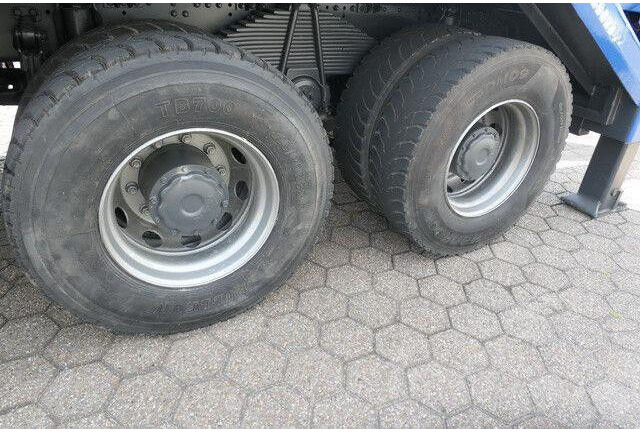 MAN 41.480 TGS BB-WW 8x4, gr. Federpaket, 38tkm, AC - 驾驶室底盘卡车:图5 MAN 41.480 TGS BB-WW 8x4, gr. Federpaket, 38tkm, AC - 驾驶室底盘卡车:图5