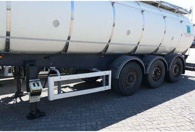 Menci SA 105/Lebensmittel Tank 32 cbm./Liftachse - 液罐半拖车:图5 Menci SA 105/Lebensmittel Tank 32 cbm./Liftachse - 液罐半拖车:图5