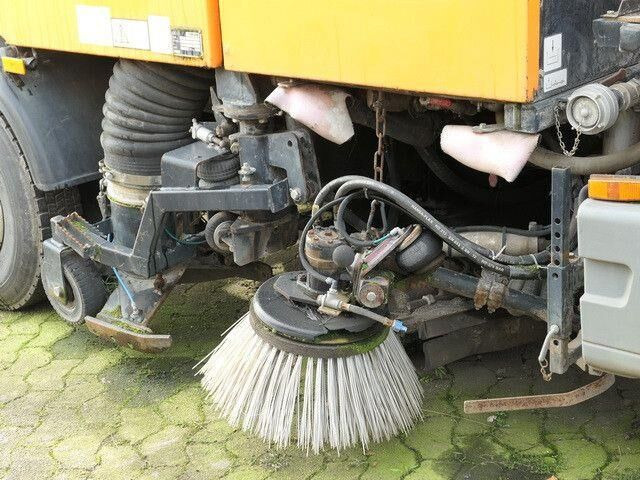 Mercedes-Benz 1018 Atego 4x2, Faun Viatec, Viajet 5R, Klima - 道路清扫机:图3 Mercedes-Benz 1018 Atego 4x2, Faun Viatec, Viajet 5R, Klima - 道路清扫机:图3