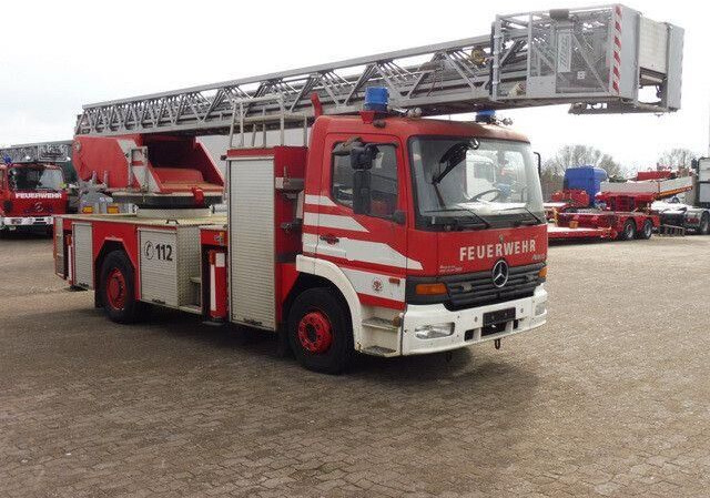Mercedes-Benz 1528 ATEGO 4x2, Drehleiter DL23-12, Metz, 30m - 消防车:图4 Mercedes-Benz 1528 ATEGO 4x2, Drehleiter DL23-12, Metz, 30m - 消防车:图4