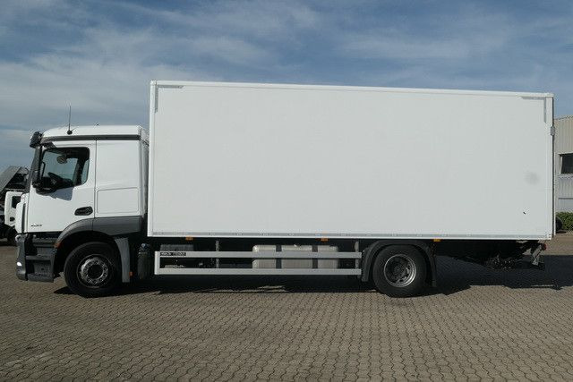Mercedes-Benz 1833 L Actros 4x2, LBW, AHK, 7.340mm lang, Klima - 厢式卡车:图5 Mercedes-Benz 1833 L Actros 4x2, LBW, AHK, 7.340mm lang, Klima - 厢式卡车:图5