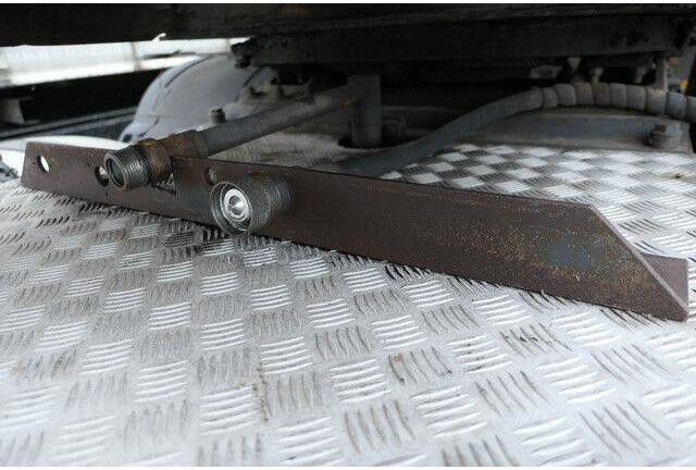 Mercedes-Benz 1845 Arocs 4x2, Retarder, Hydr., Alu-Felgen - 牵引车:图5 Mercedes-Benz 1845 Arocs 4x2, Retarder, Hydr., Alu-Felgen - 牵引车:图5