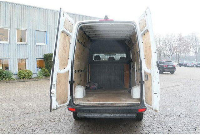 Mercedes-Benz 213 CDI Sprinter 4x2, Klima, 3. Sitz, Holzausbau - 紧凑型面包车:图5 Mercedes-Benz 213 CDI Sprinter 4x2, Klima, 3. Sitz, Holzausbau - 紧凑型面包车:图5