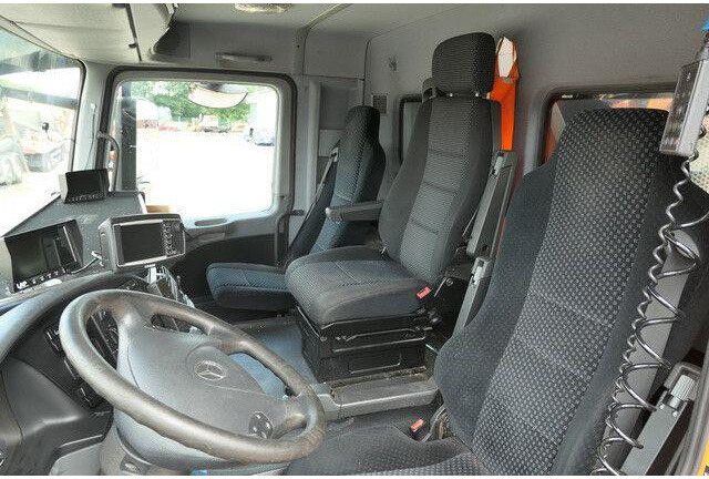 Mercedes-Benz 2532 L Actros 6x2, Faun, Zöller, 24m³, MP3, AC 租赁 Mercedes-Benz 2532 L Actros 6x2, Faun, Zöller, 24m³, MP3, AC:图8 Mercedes-Benz 2532 L Actros 6x2, Faun, Zöller, 24m³, MP3, AC 租赁 Mercedes-Benz 2532 L Actros 6x2, Faun, Zöller, 24m³, MP3, AC:图8