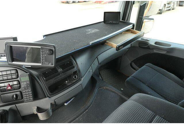 Mercedes-Benz 2532 L Actros 6x2, Faun, Zöller, 24m³, MP3, AC 租赁 Mercedes-Benz 2532 L Actros 6x2, Faun, Zöller, 24m³, MP3, AC:图10 Mercedes-Benz 2532 L Actros 6x2, Faun, Zöller, 24m³, MP3, AC 租赁 Mercedes-Benz 2532 L Actros 6x2, Faun, Zöller, 24m³, MP3, AC:图10