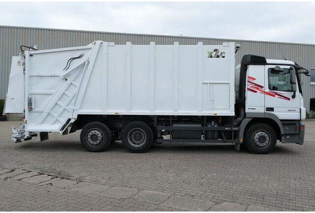 Mercedes-Benz 2532 L Actros 6x2, Medium X2EC23, Zöller 321 - 垃圾车:图2 Mercedes-Benz 2532 L Actros 6x2, Medium X2EC23, Zöller 321 - 垃圾车:图2