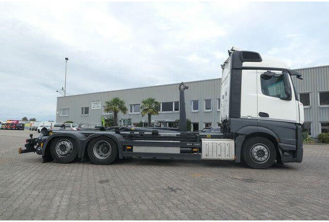 Mercedes-Benz 2543 L Actros 6x2, Meiler RK 21.70, Lenk-Lift - 吊钩升降车:图2 Mercedes-Benz 2543 L Actros 6x2, Meiler RK 21.70, Lenk-Lift - 吊钩升降车:图2