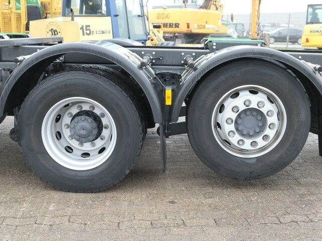 Mercedes-Benz 2546 L 6x2, MP4, 2x Schlafliege, Bullfänger, AC - 驾驶室底盘卡车:图3 Mercedes-Benz 2546 L 6x2, MP4, 2x Schlafliege, Bullfänger, AC - 驾驶室底盘卡车:图3