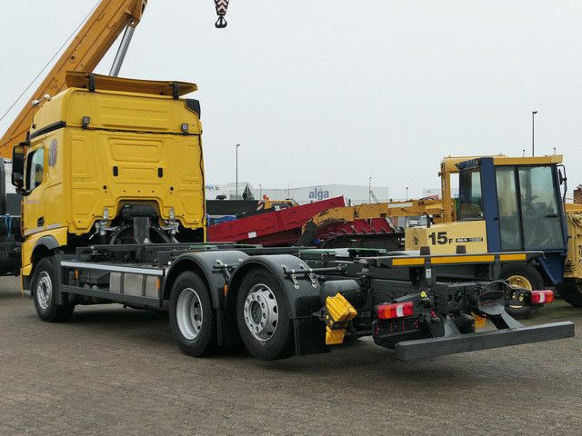 Mercedes-Benz 2546 L 6x2, MP4, 2x Schlafliege, Bullfänger, AC - 集装箱运输车/ 可拆卸车身的卡车:图4 Mercedes-Benz 2546 L 6x2, MP4, 2x Schlafliege, Bullfänger, AC - 集装箱运输车/ 可拆卸车身的卡车:图4