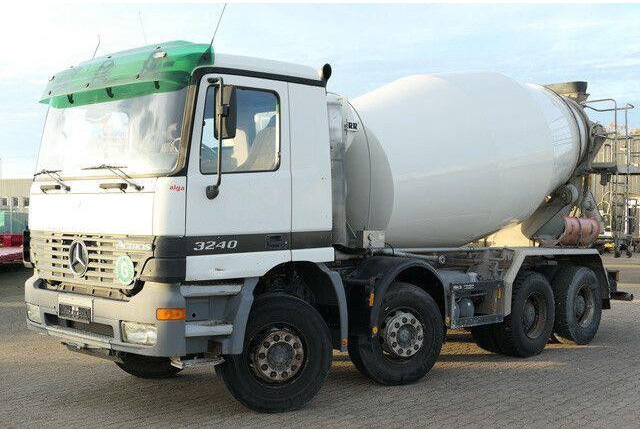 Mercedes-Benz 3240 B Actros 8x4, Liebherr HTM904, 9m³ - 混凝土搅拌车:图4 Mercedes-Benz 3240 B Actros 8x4, Liebherr HTM904, 9m³ - 混凝土搅拌车:图4